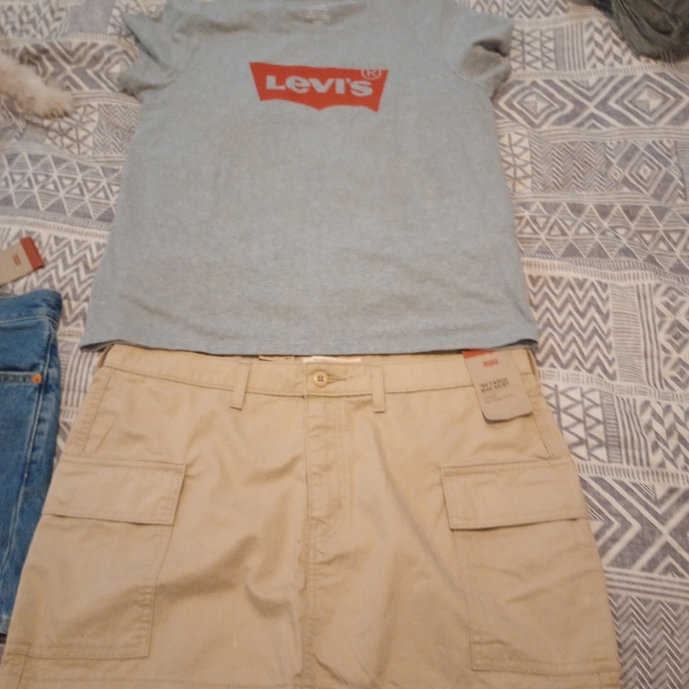 Levi's Cargo skirt